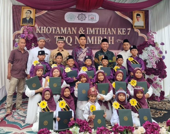 18 Santri TPQ Namirah Bengkong Batam Khataman Angkatan ke-7, Rekor Peserta Terbanyak Sepanjang Sejarah