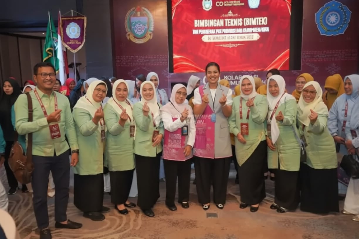 Bimtek PKK Se-Sumatera Utara di Medan, Ketua TP PKK Asahan Yusnila Indriati Taufik Ikuti Penguatan 10 Program Pokok