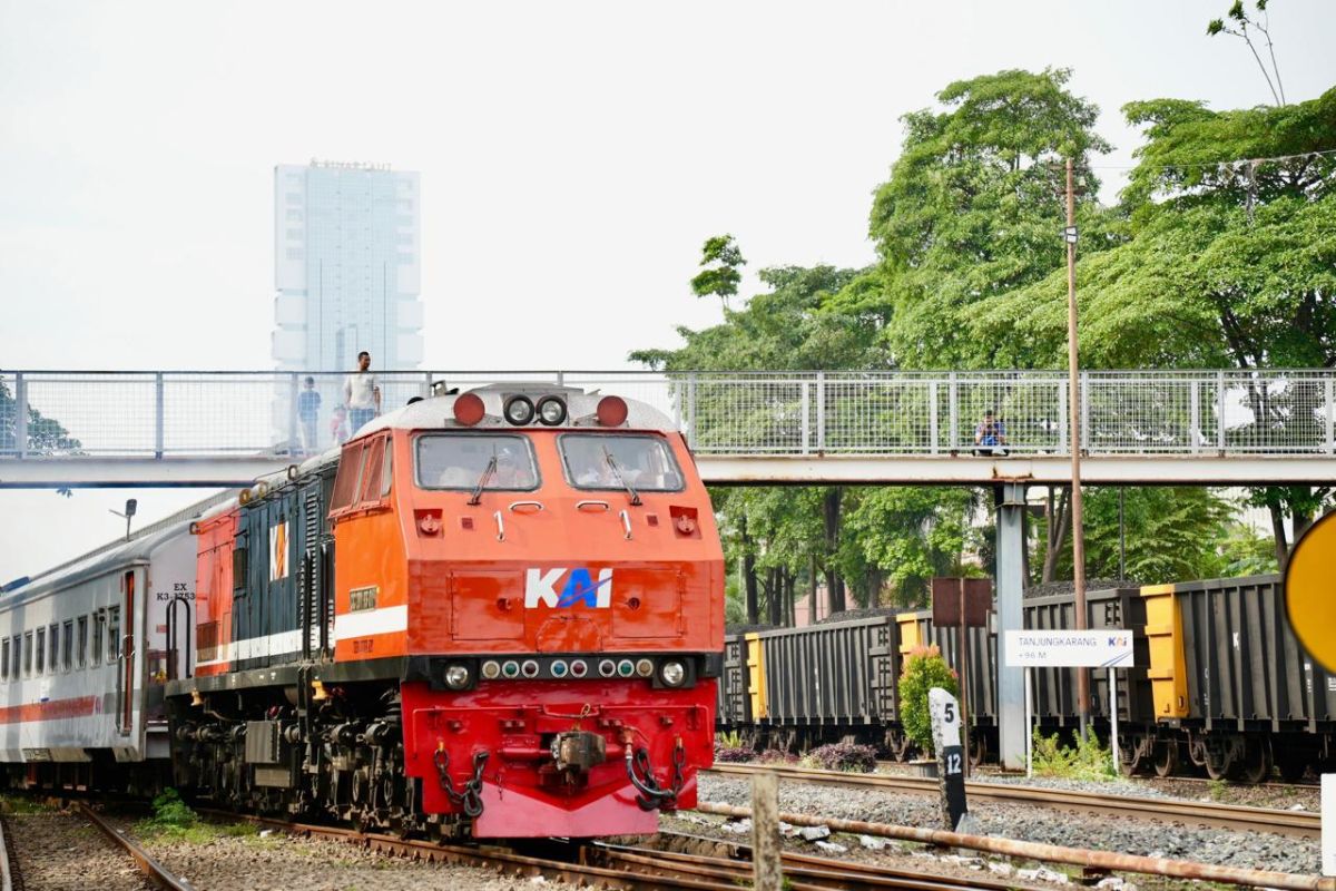 KAI Divre IV Tanjungkarang Layani 20.044 Penumpang Selama Libur Panjang Kenaikan Yesus Kristus, Puncak Arus Terjadi 15 Mei