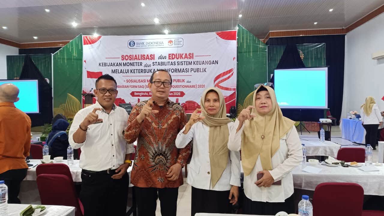Kadis Kominfosantik Seluma Ikuti Sosialisasi Monev Keterbukaan Informasi, Terima Form SAQ 2026 dari KI Bengkulu