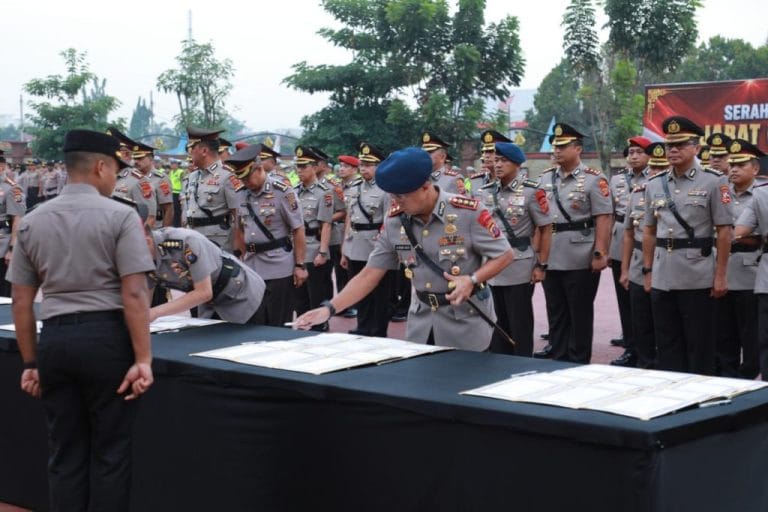 24 Pejabat Utama dan Kapolres Jajaran Polda Sumut Dirotasi, Kapolda Ingatkan Zero Violation