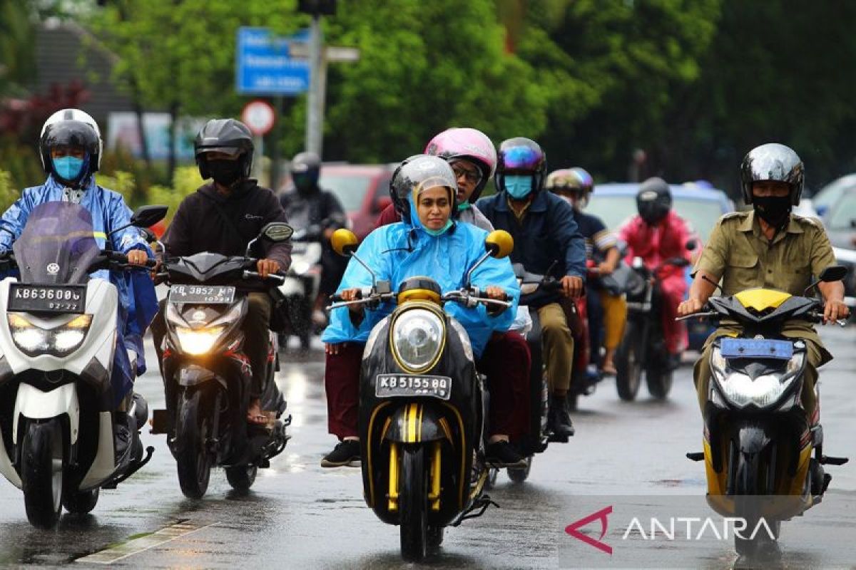 BMKG Prakirakan Hujan Petir di Serang Banten Hari Ini, Sejumlah Wilayah Indonesia Diguyur Hujan Ringan