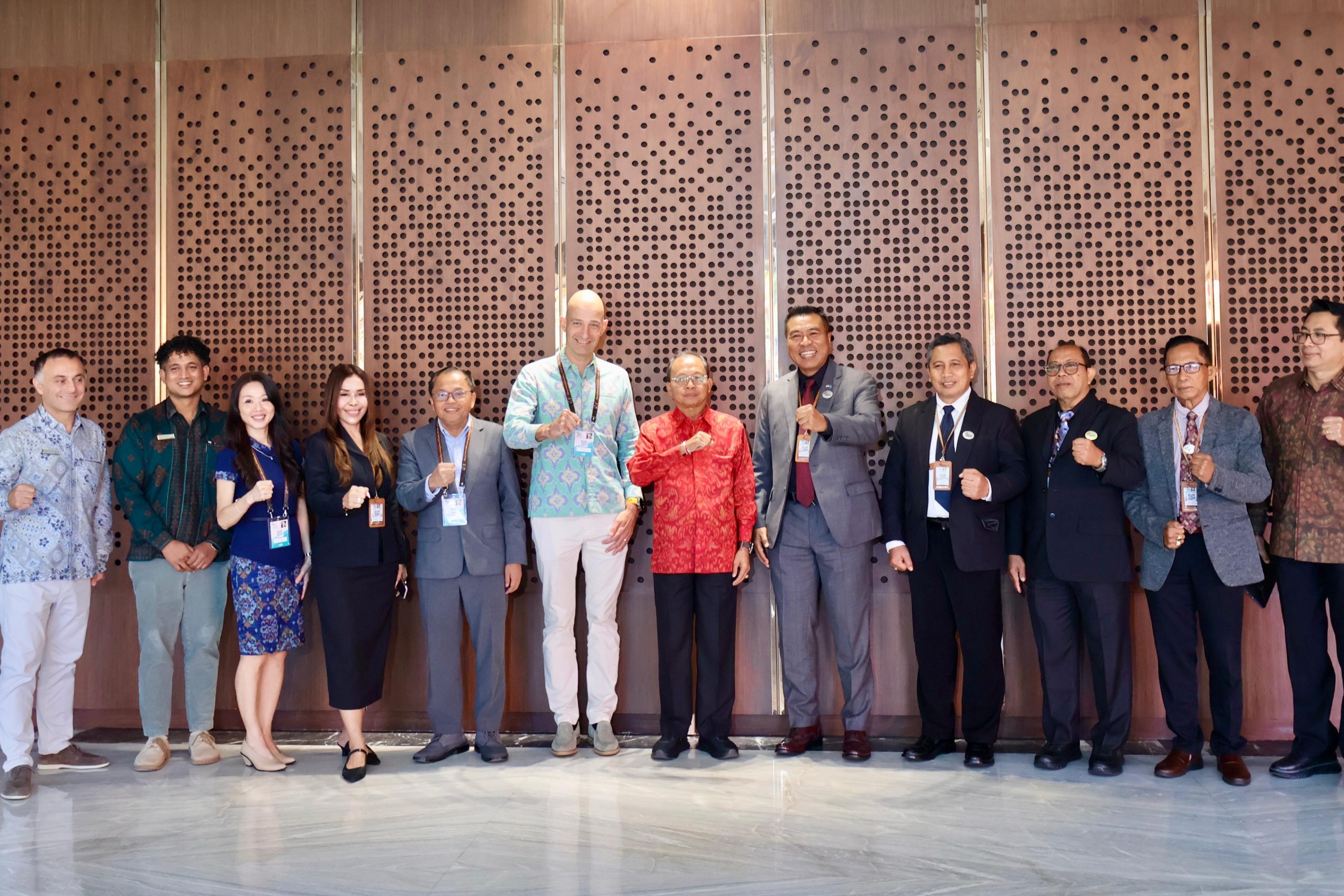 Gubernur Koster Dorong Jangkauan BBTF 2027 Diperluas, Bali Catat 7,05 Juta Turis Asing Sepanjang 2025