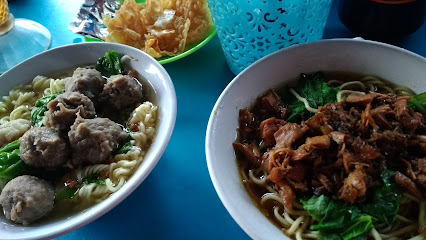 10 Tempat Bakso Mie Ayam Pontianak Paling Legendaris dan Favorit Warga 2026