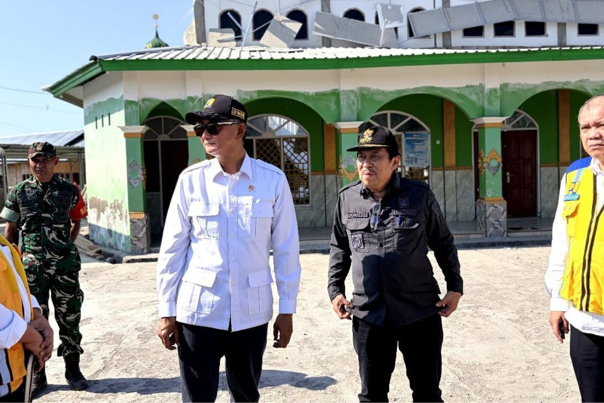 Menteri Dody Hanggodo Kerahkan Tim ke NTT untuk Audit Bangunan Pasca-Gempa dan Pastikan Layanan Air Bersih