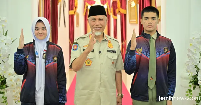 Dua Pelajar Sumbar Lolos Paskibraka Nasional 2026, Gubernur Mahyeldi Pesan Jaga Nama Baik Daerah di Istana Negara