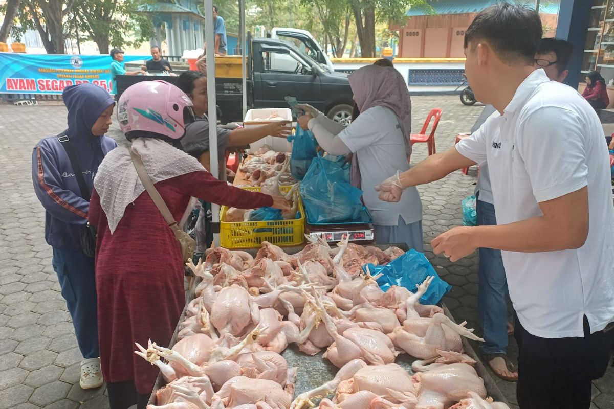 Pemkot Tanjungpinang Gelar Pasar Murah Daging Ayam Rp 35 Ribu per Kilogram hingga 28 September