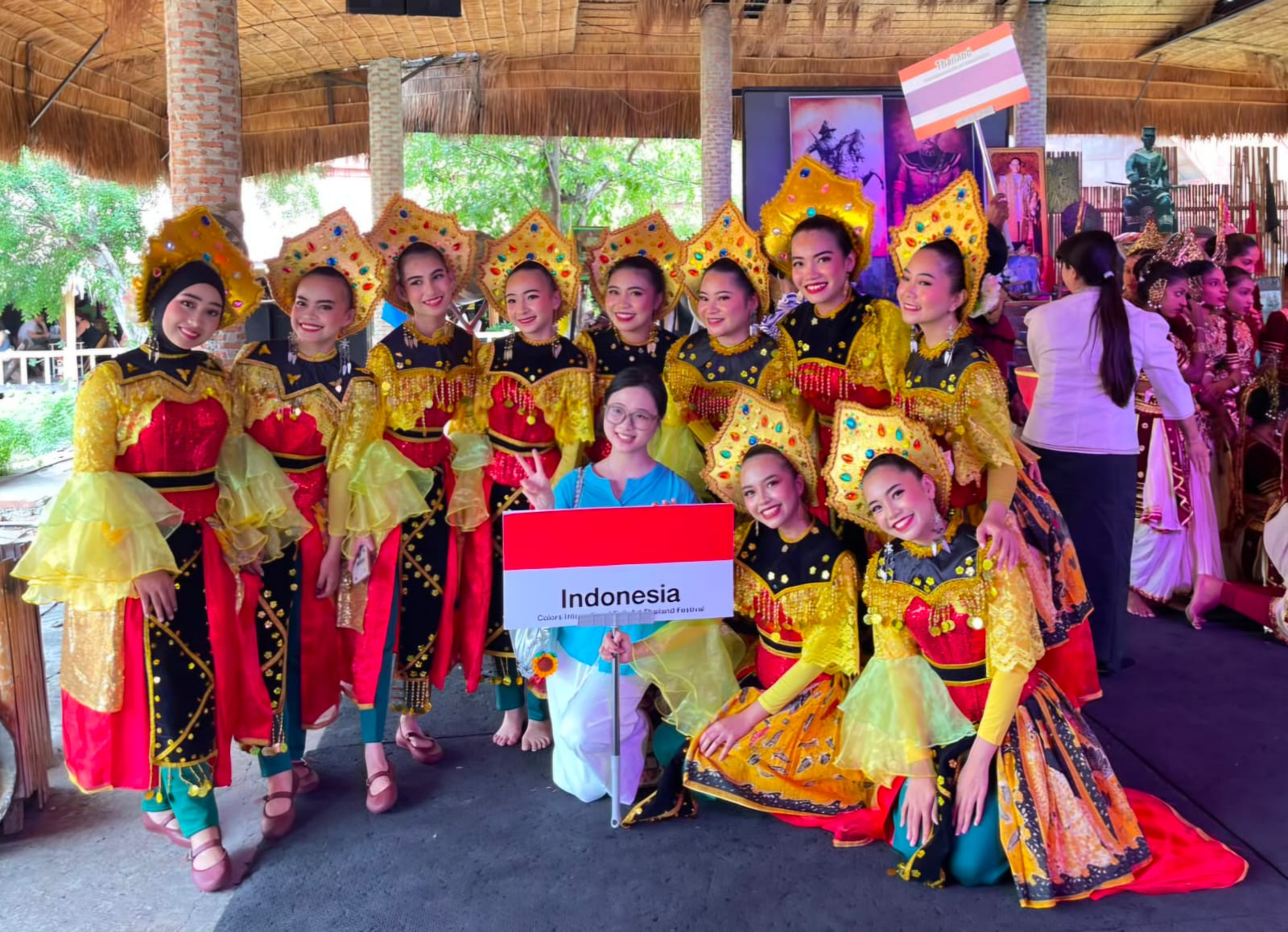 11 Penari Komunitas Seni Rompong Luwuk Banggai Tampil di Festival Internasional Thailand, Bawa Tari Etnis Nusantara hingga Gepe-gepe