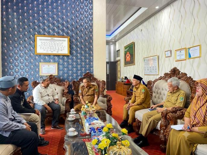 Bupati Bengkulu Tengah Rachmat Riyanto Terima Usulan HKTI soal Pertanian dan PPKB soal Layanan Haji Umrah