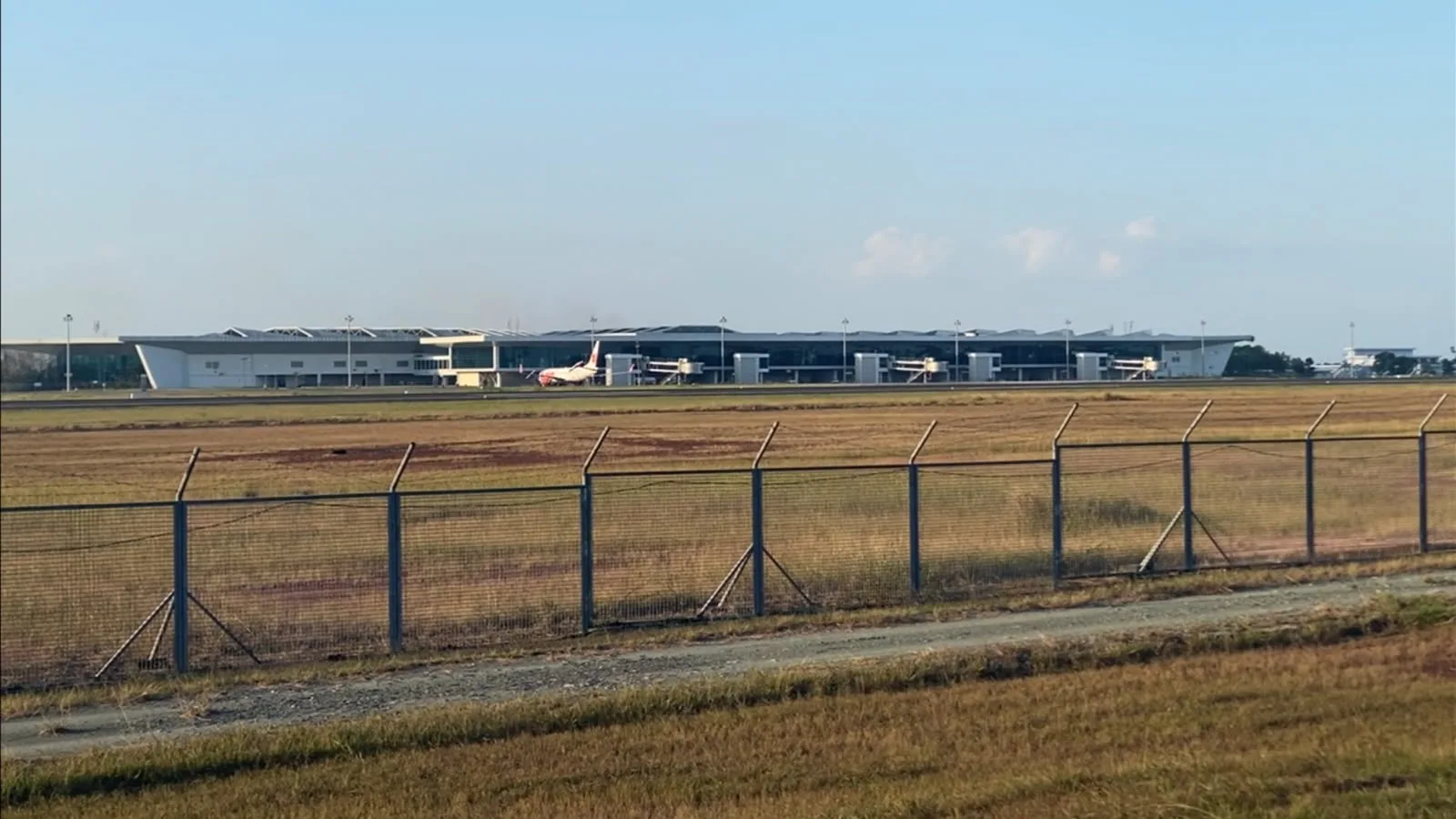 BPBD Kalsel Aktifkan Posko Karhutla, 7 Titik Siaga di Ring 1 Bandara Syamsudin Noor Mulai Besok