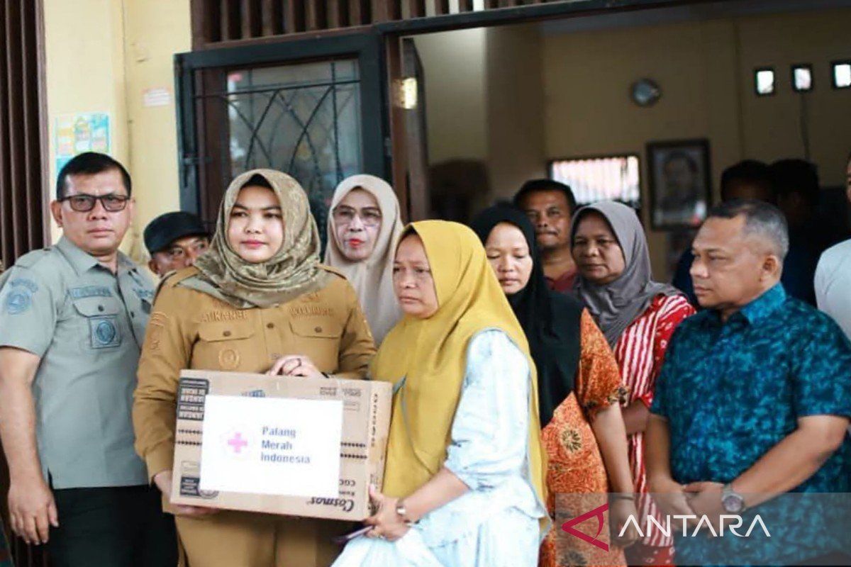 Kebakaran Hanguskan 3 Rumah di Panyabungan Julu Madina, Pemkab Siapkan Bantuan Papan dan Urus Ulang Dokumen Warga