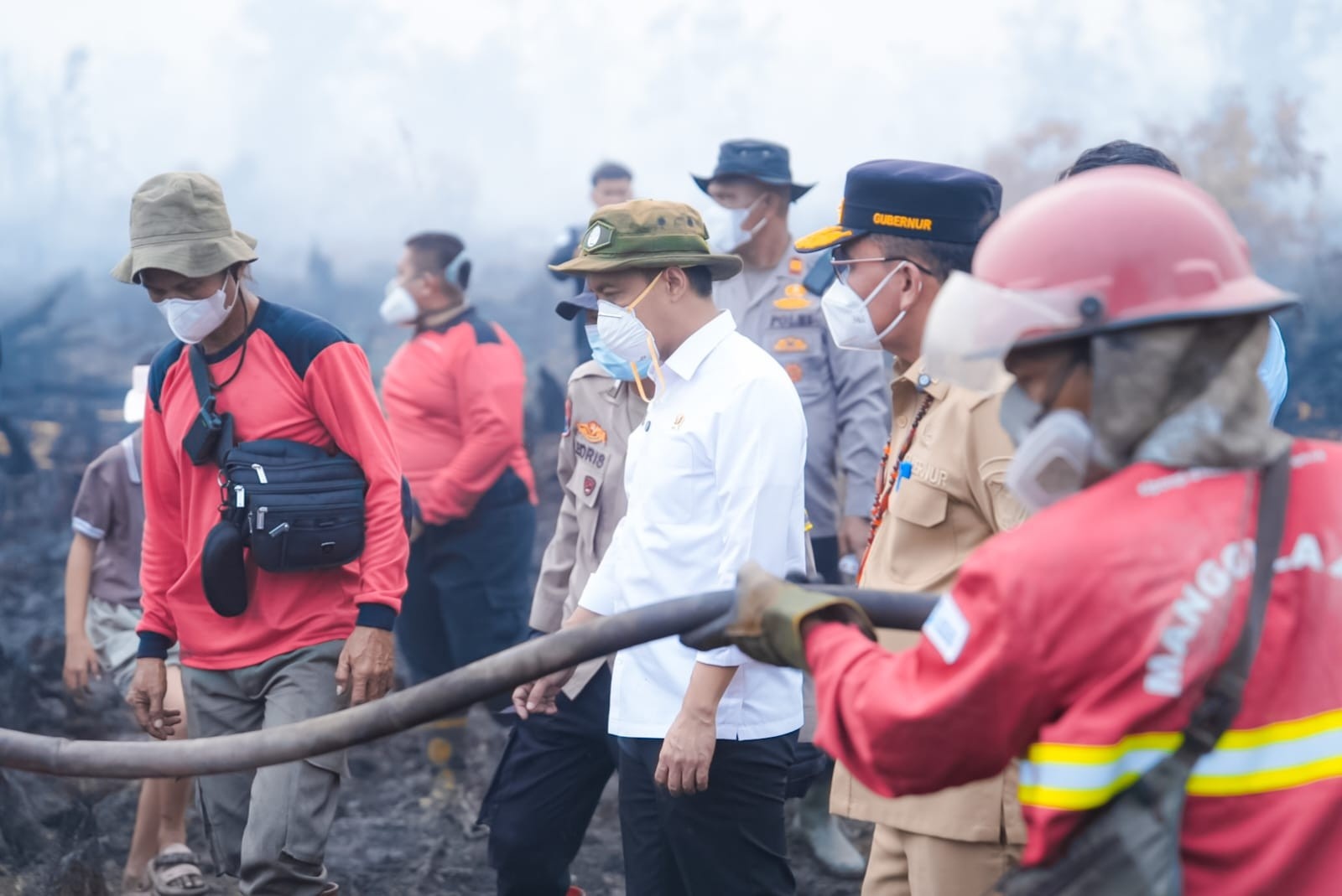 Gubernur Kalteng dan Menteri Kehutanan Turun ke Petuk Katimpun, Tinjau Titik Api Karhutla di Palangka Raya