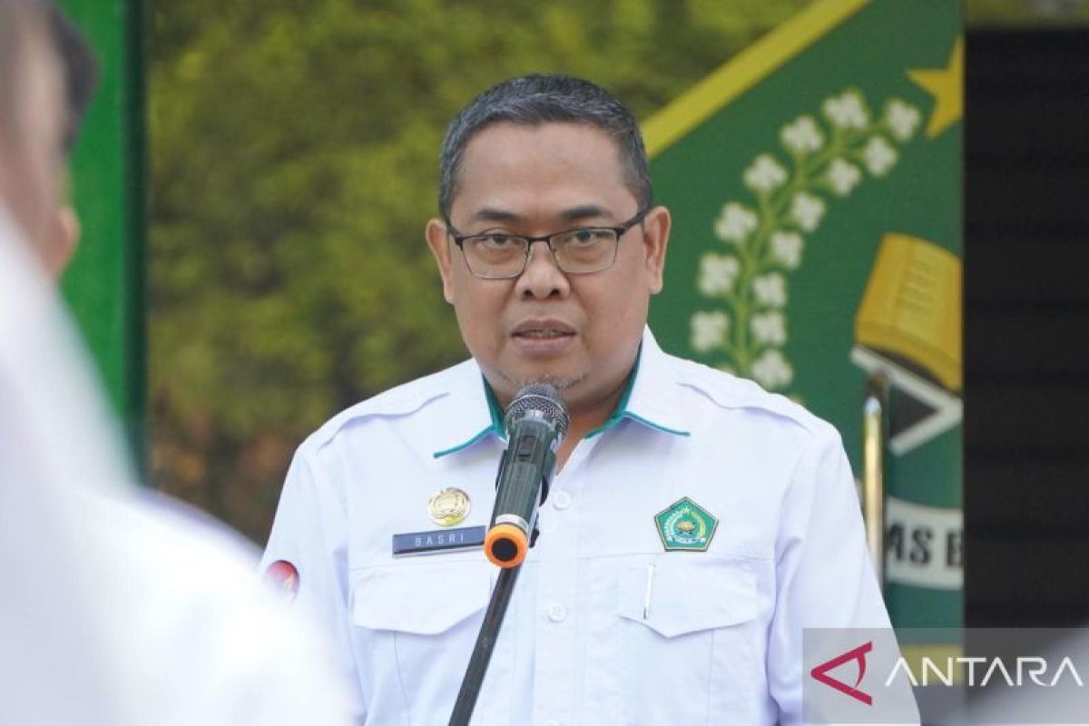 Kakanwil Kemenag Sulut Evaluasi Kinerja ASN Lewat Apel Pagi, Ingatkan Presensi Aplikasi Pusaka