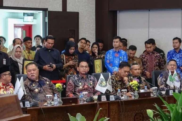 Bupati Seluma Teddy Rahman Hadiri RUPS Bank Bengkulu, Dorong Percepatan Pembiayaan UMKM dan Infrastruktur Daerah