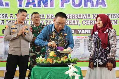 Wabup Tapin Juanda Sebut Gotong Royong Kunci Pembangunan Desa di HUT ke-57 Desa A. Yani Pura