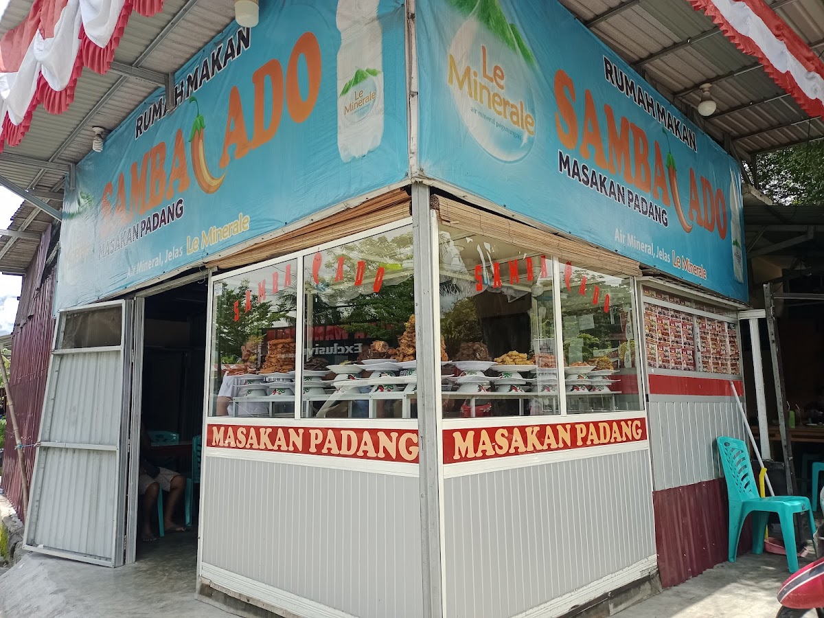 Rekomendasi 10 Rumah Makan Padang di Sulawesi Tengah Pilihan 2026