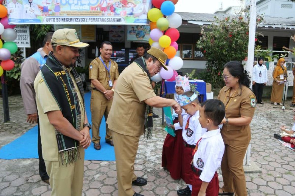 Wali Kota Pematangsiantar Buka MPLS SD Negeri 122332, Tekan Sekolah Bebas Kekerasan dan Perundungan
