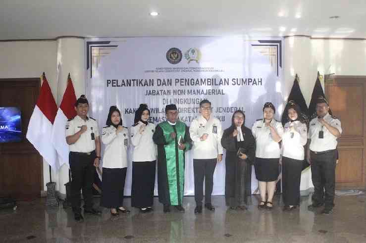 Kanwil Ditjenpas Maluku Lantik 6 Pejabat Fungsional, Termasuk Dokter dan Pranata Komputer untuk Percepat Transformasi Digital Lapas