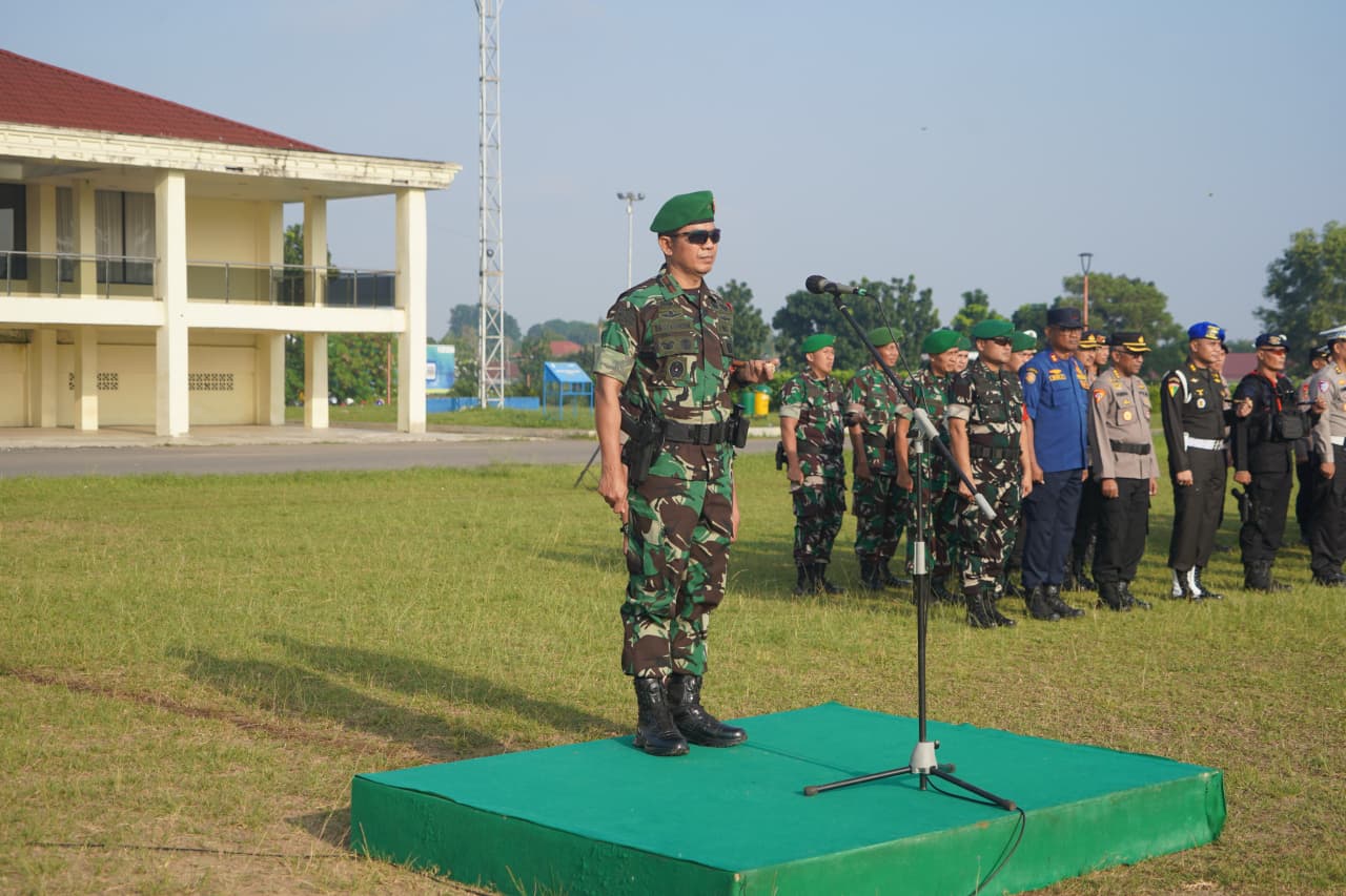 1.500 Personel Gabungan TNI-Polri-Paspampres Siaga Amankan Kunjungan Wapres Gibran di Jambi, Danrem 042/Gapu Pimpin Apel