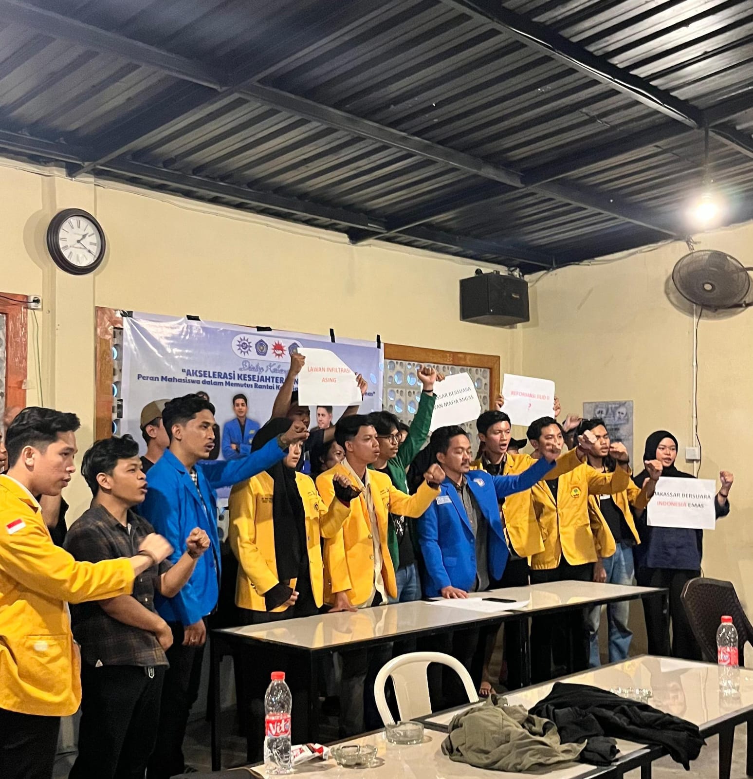 Mahasiswa Makassar Gelar Forum Dialog Kebangsaan, Optimis Rupiah Menguat dan Tolak Gerakan Pemecah Bangsa