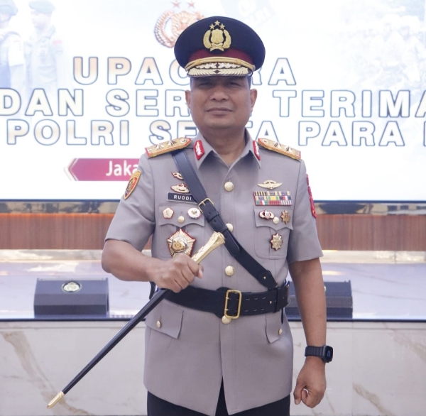 Mutasi Besar Polri: Irjen Pol Ruddi Setiawan Resmi Dilantik sebagai Kapolda Aceh Gantikan Irjen Marzuki Ali Basyah