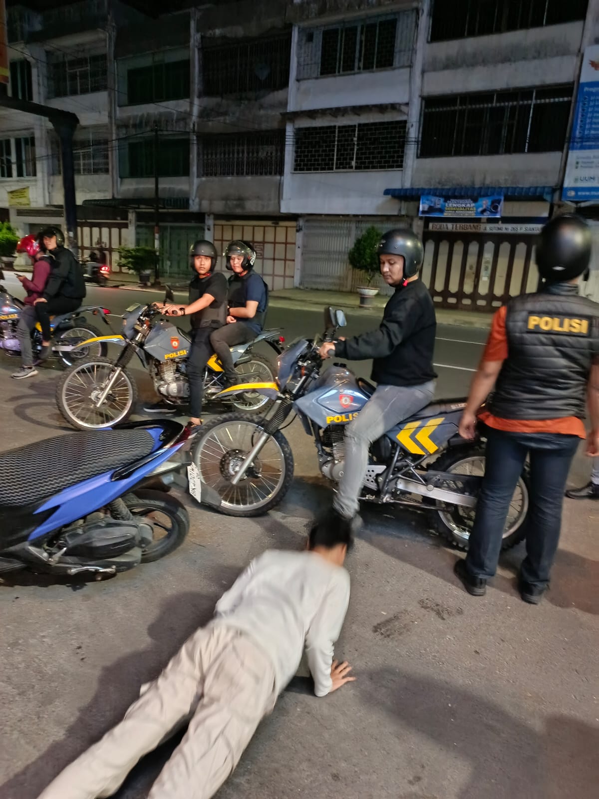 Patroli Subuh Polres Pematangsiantar Sita 9 Knalpot Brong, Timsus Dayok Mirah Juga Bubarkan Warga Nongkrong