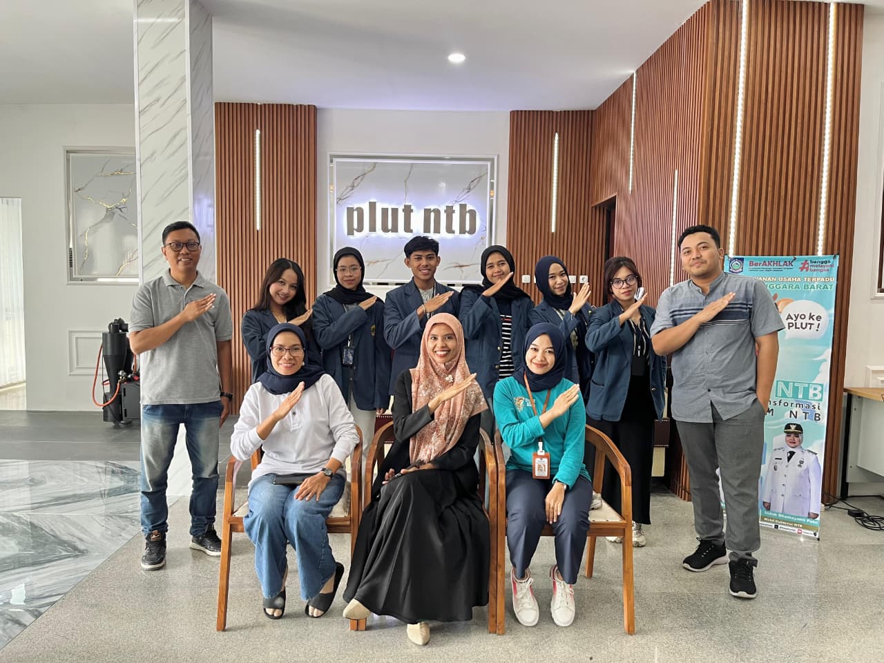 Mahasiswa Sosiologi Unram Kaji Tujuh Layanan PLUT KUMKM NTB untuk Naikkan Kelas UMKM, Temukan Kendala Literasi Digital
