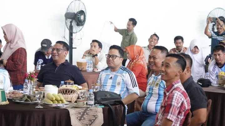 Wabup Gowa Nobar Piala Dunia 2026 Bareng Kodim 1409, Ribuan Warga Padati Desa Panaikang