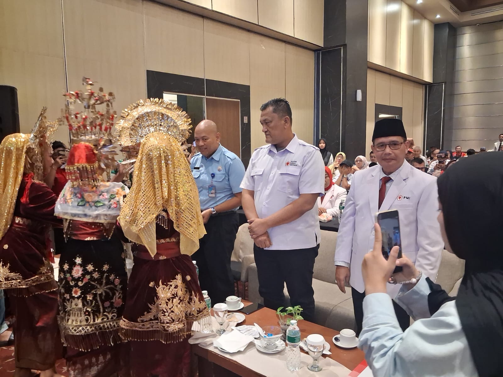 Wakil Bupati Pasaman Barat Teken MoU dengan PMI Kota Padang, Perkuat Stok Darah dan Kesiapsiagaan Bencana