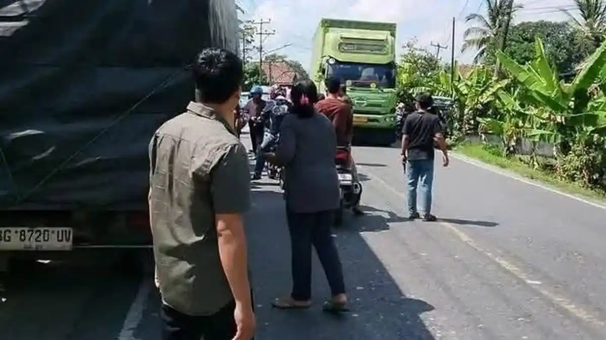 Kecelakaan Maut di Jalintim Ogan Ilir Tewaskan Satu Keluarga, Sopir Truk Colt Diesel Diamankan Polisi