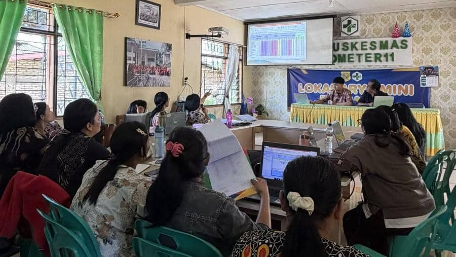 Siswa SMA Kembangkan Website Sahabat Lansia untuk Digitalisasi Data 3.300 Warga di Puskesmas Dairi