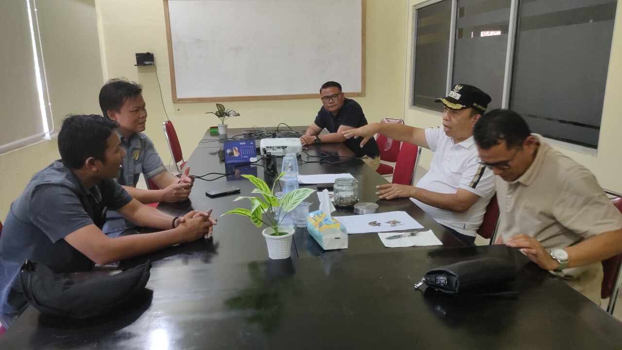 Stabilkan Harga TBS Sawit, Dinas Pertanian Seluma Kumpulkan Faktur dari 2 Pabrik CPO Sebagai Bahan Rapat Wagub Bengkulu