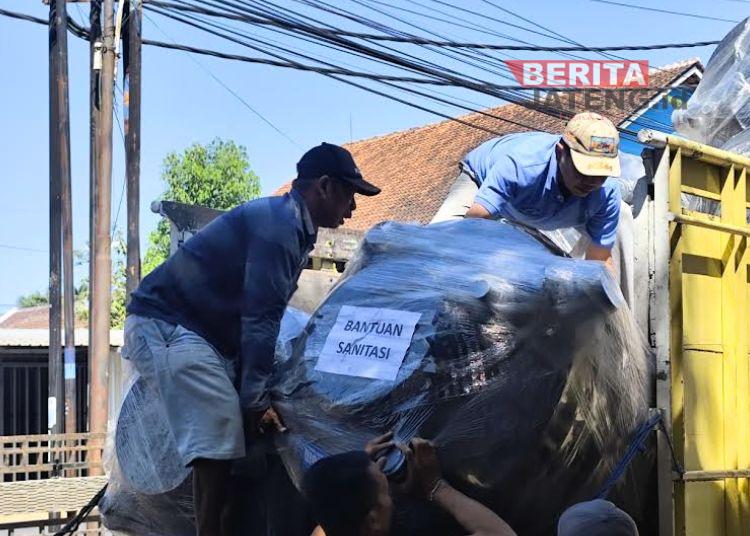 23 Warga Kelurahan Sragi Pekalongan Terima Bantuan Jamban Rp10 Juta per KK, Target Hentikan BABS