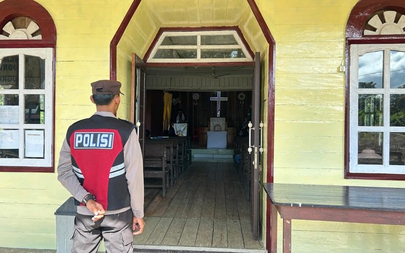 Polresta Bulungan Terjunkan Personel Amankan Ibadah Minggu di Gereja-Gereja, Ibadah Berjalan Khidmat dan Lancar