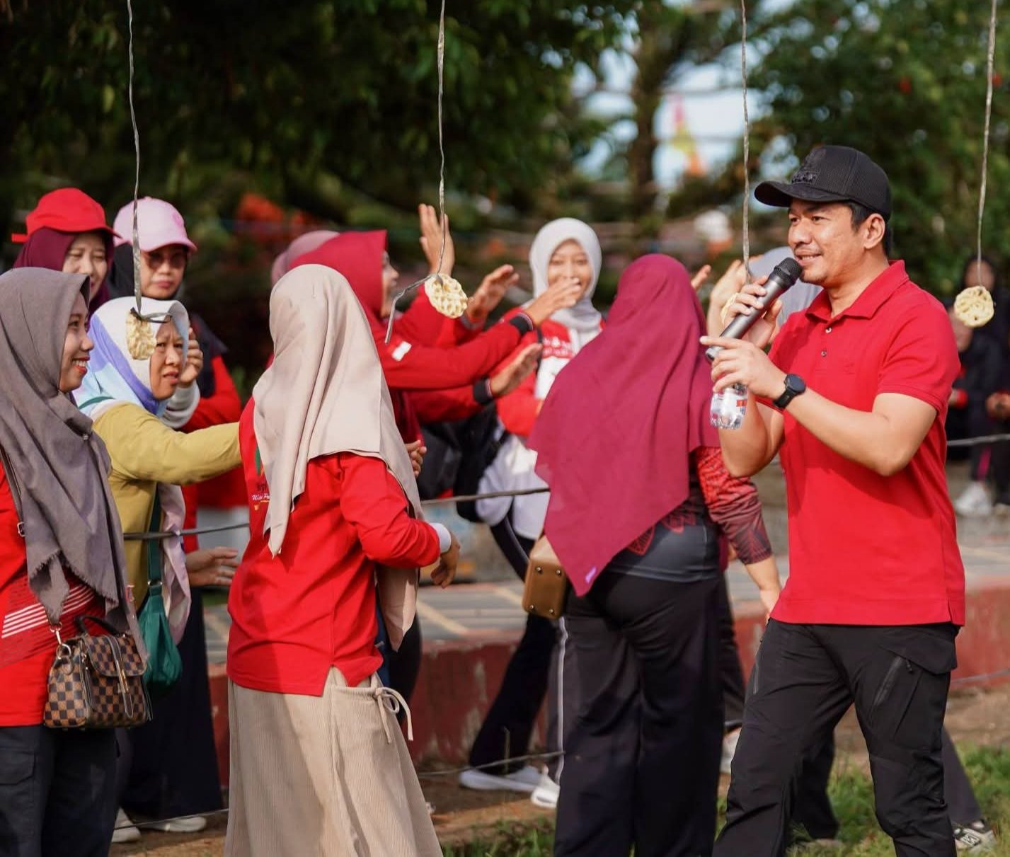 Peringati HUT ke-81 RI, Bupati Bengkulu Utara Ajak Warga Pasang Bendera dan Hidupkan Kembali Gotong Royong
