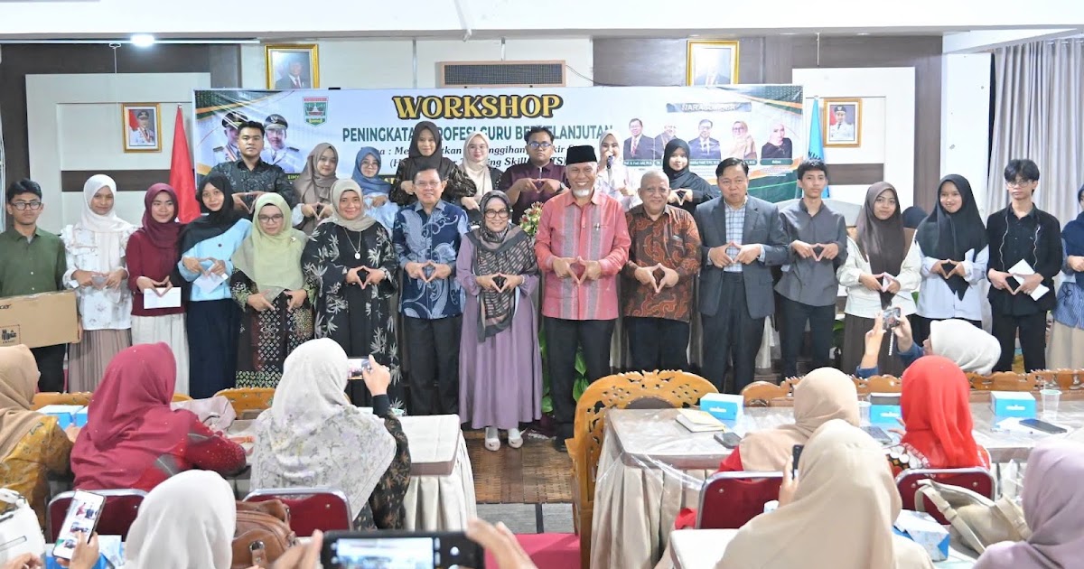 Gubernur Mahyeldi Dorong Guru Sumbar Kuasai HOTS, Workshop di SMAN 2 Bukittinggi Tekan Peningkatan Mutu Pendidikan