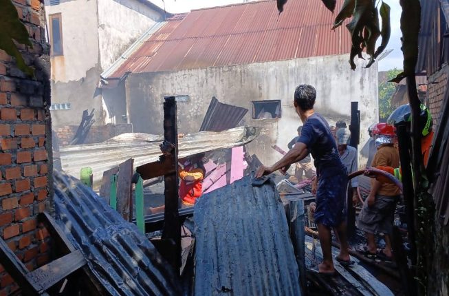 Kebakaran di Pagaralam Hanguskan 4 Rumah dalam Hitungan Menit, Kerugian Capai Ratusan Juta Rupiah