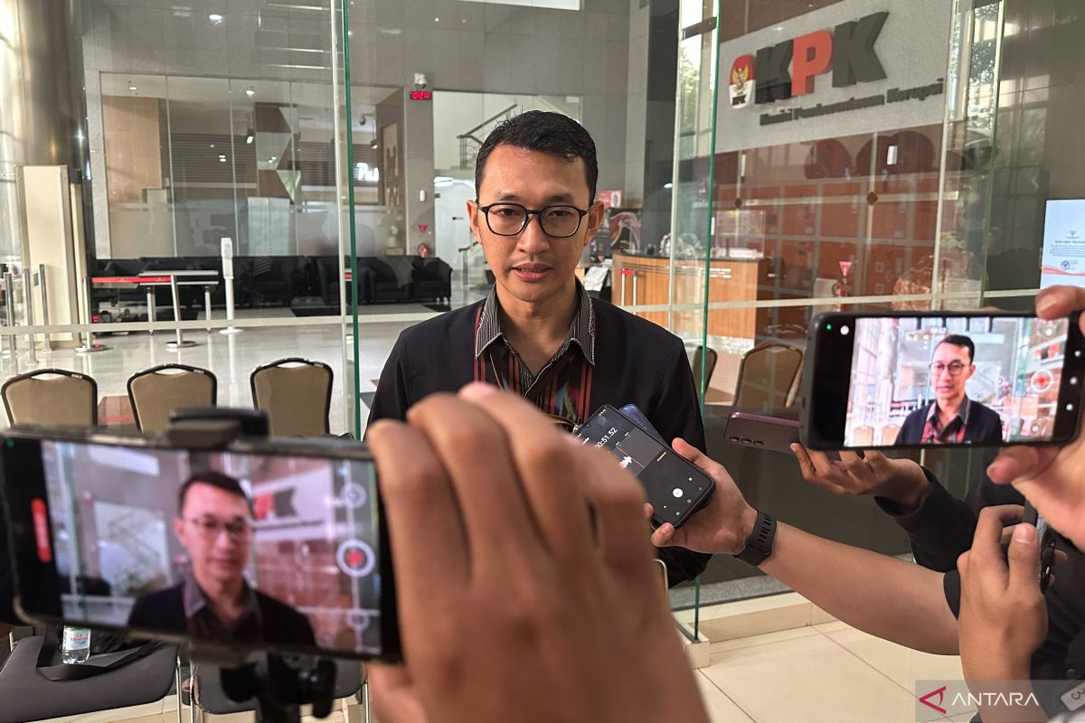 KPK Periksa Wakil Ketua DPD PAN Rejang Lebong sebagai Saksi Kasus Suap Bupati Muhammad Fikri Thobari