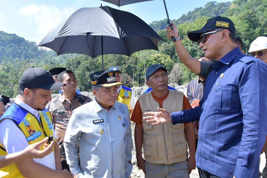 Pemkab Agam Ajukan Rp858,98 Miliar ke Menteri PU untuk Perbaikan 35 Ruas Jalan dan 4 Jembatan Rusak Pascabencana
