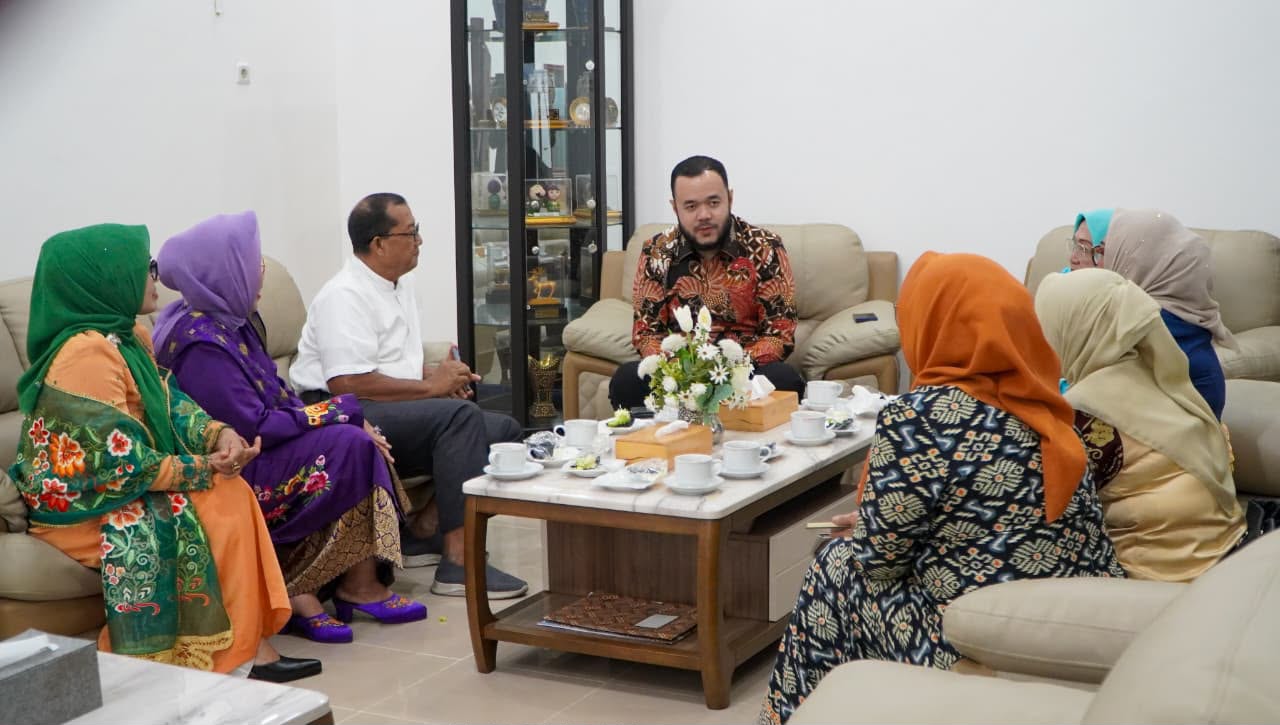 Wali Kota Padang Dukung Penguatan Bundo Kanduang IKTD Sumbar, Fokus Atasi Kenakalan Remaja dan Pola Asuh Anak