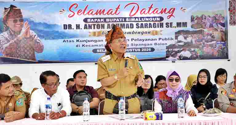 Bupati Simalungun Buka Pelayanan Terpadu di Parapat, 1 Ton Beras SPHP Dijual Rp 58.000 per Karung