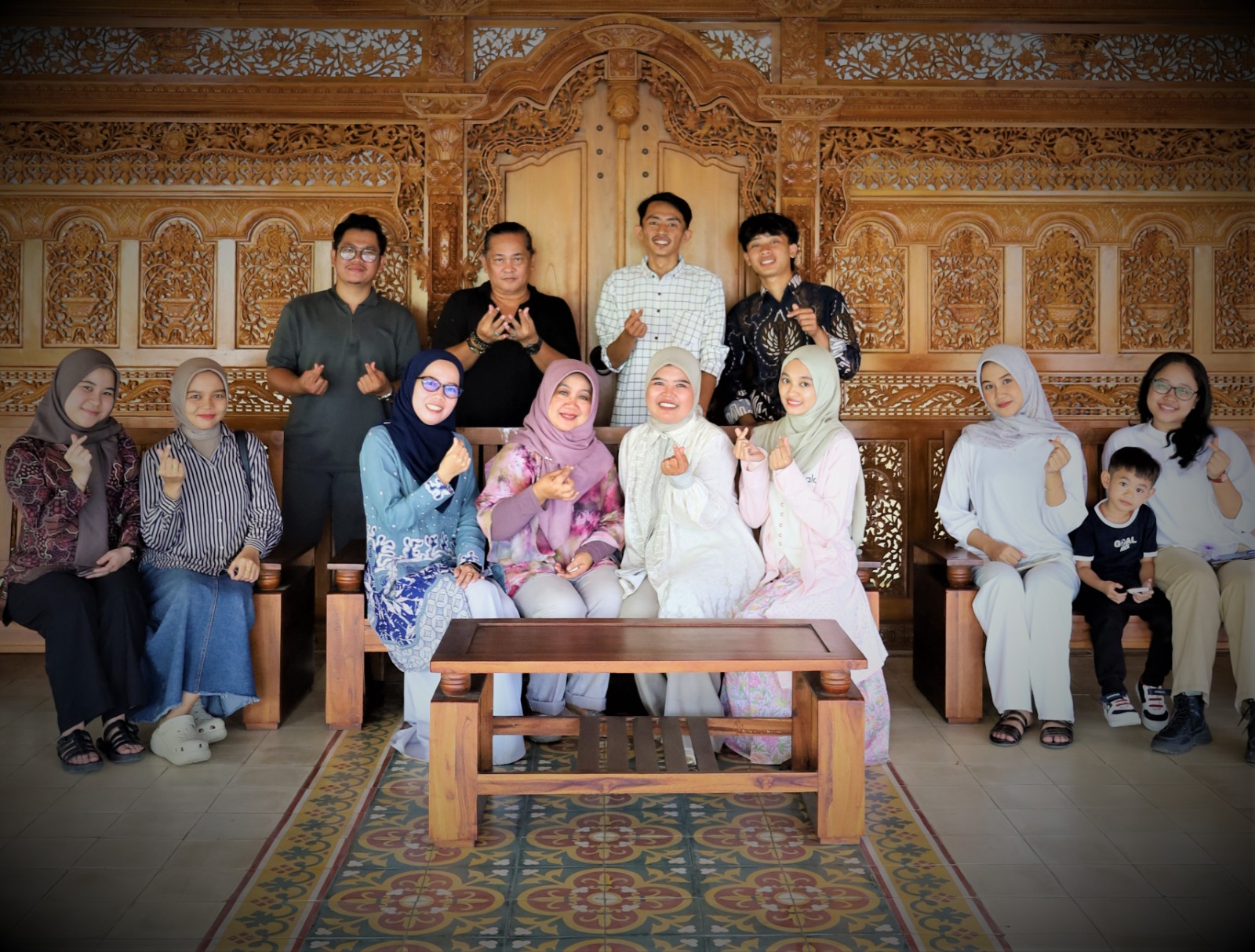 Gen Z di Serang Pilih Pernikahan Sederhana, Saung Mang Pendi Luncurkan Paket Intimate Wedding Gandeng WO dan Vendor