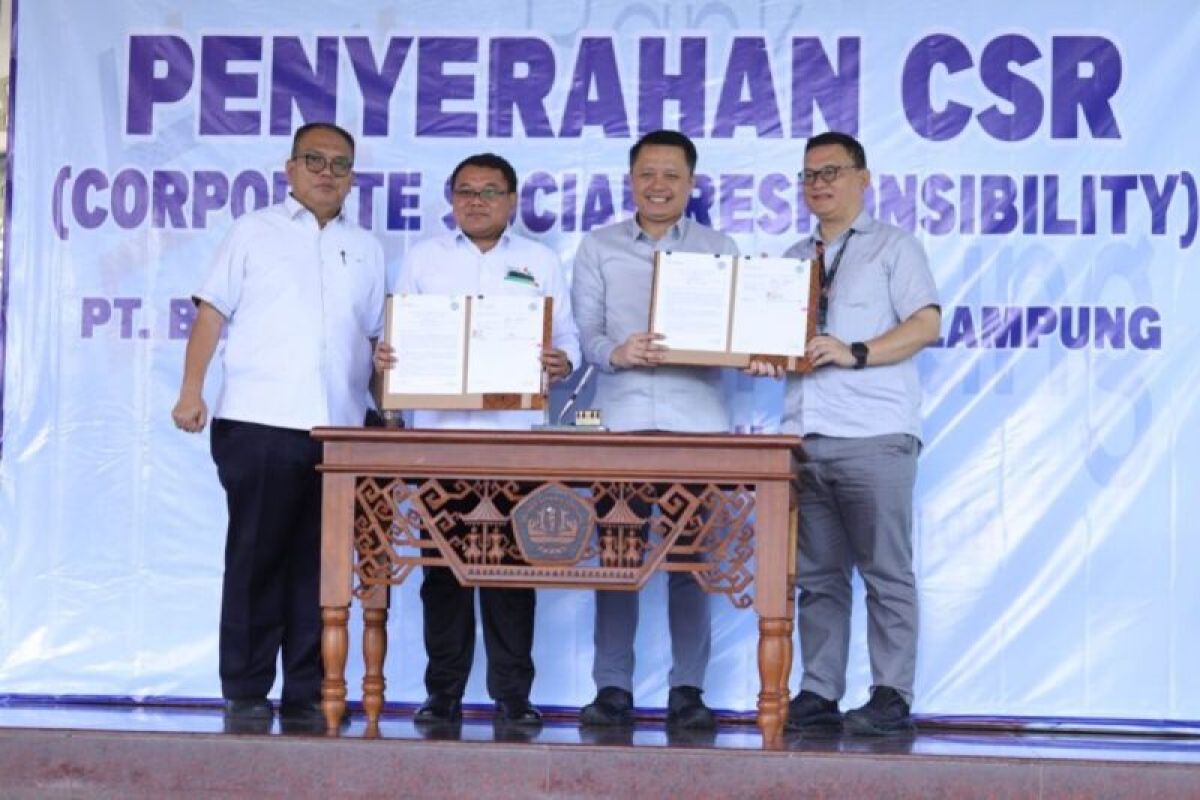 Bank Lampung Serahkan CSR untuk Unila, Fokus pada Pengelolaan Sampah Plastik Jadi Biji Plastik