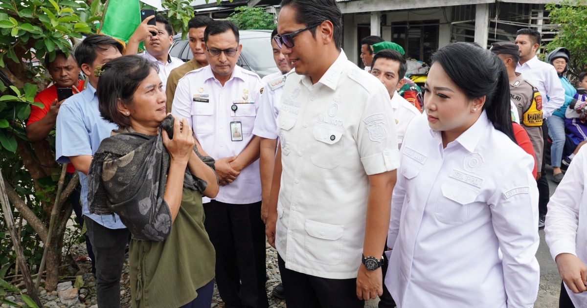 Wali Kota Medan Tinjau Hasil Renovasi RTLH di Medan Tuntungan, Juliana Ginting Akhirnya Huni Rumah Layak