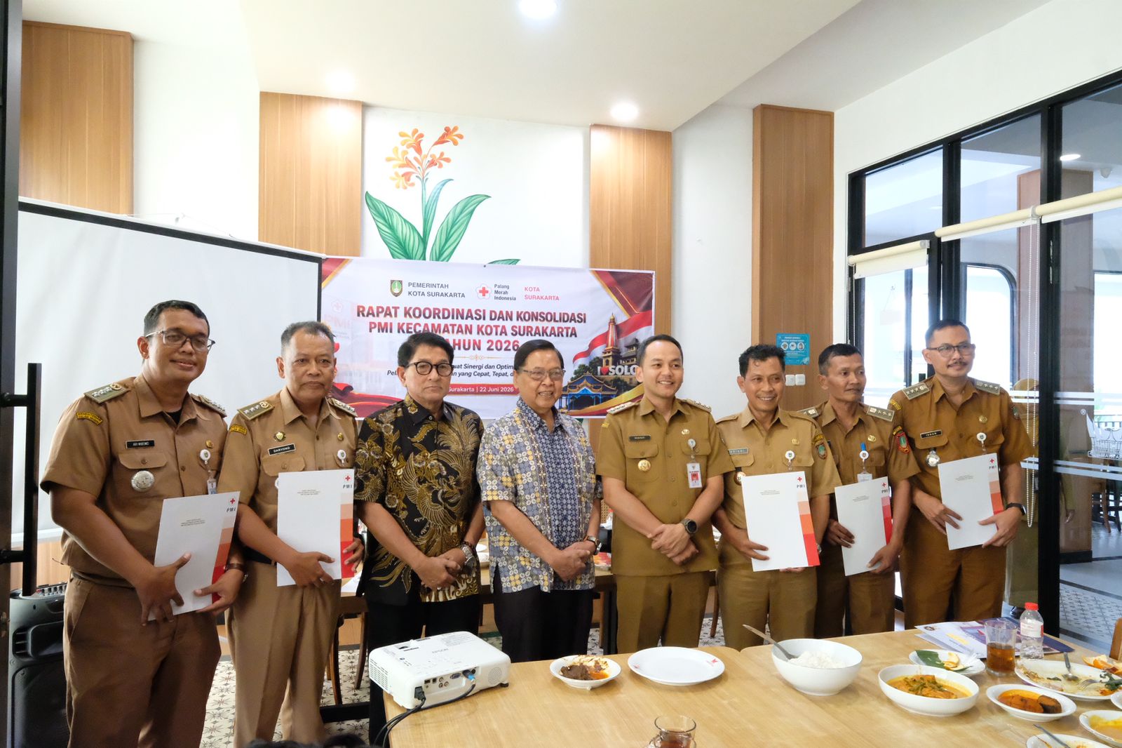 Wali Kota Solo Respati Ardi Minta PMI Kecamatan Jadi Mitra Strategis Perkuat Layanan Kesehatan dan Sosial