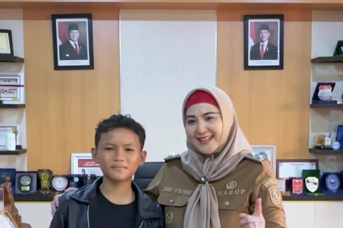 Wabup Bangka Selatan Debby Vita Dewi Ajak Warga Babel Borong Dukungan untuk Bintang di Dangdut Academy 8