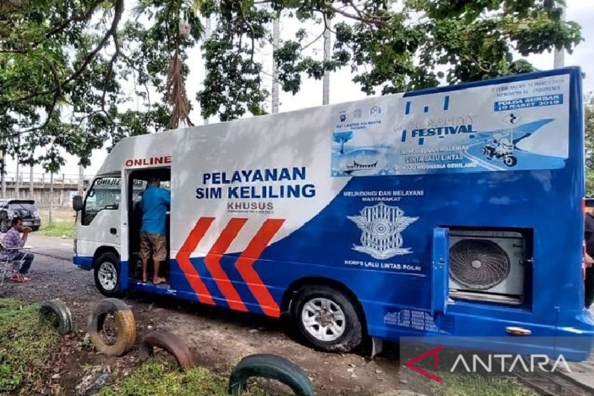 Layanan SIM Keliling Kota Padang Hari Ini Senin 8 Juni 2026, Beroperasi di Simpang Ganting Hingga Pukul 14.00 WIB