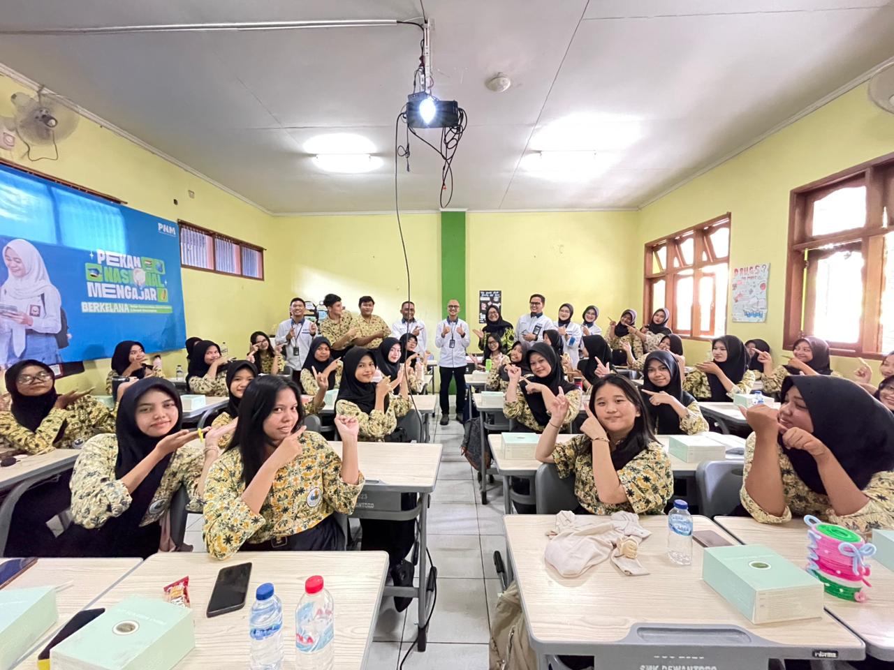 2.700 Siswa SMK se-Indonesia Ikuti PNM Mengajar, Bekal Mental Wirausaha Ditanamkan di Tangerang