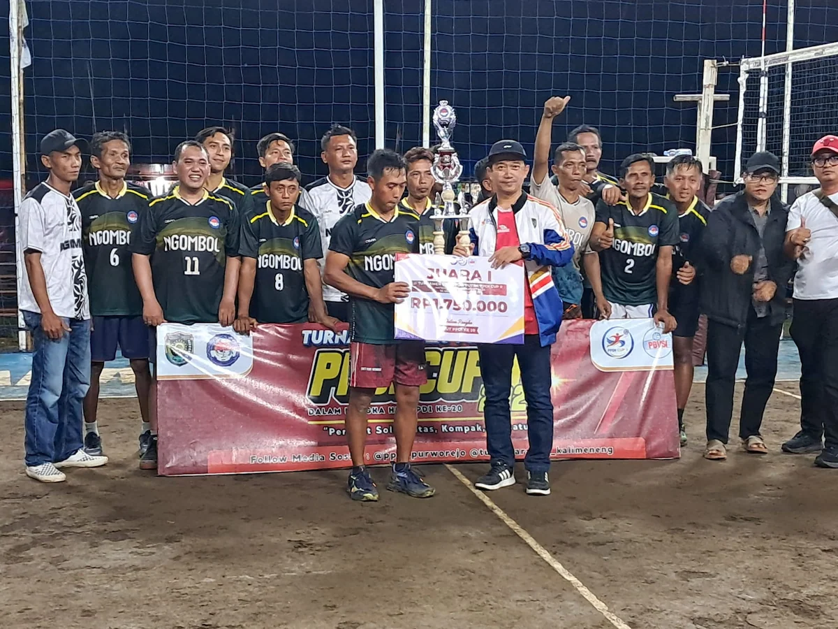 16 Tim Bertanding, Tim Voli PPDI Ngombol dan Voreder Kemiri Juarai PPDI Cup II Purworejo