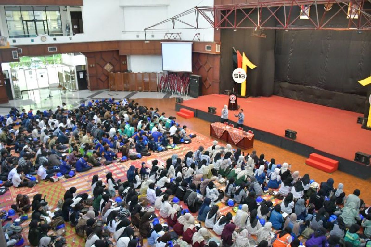 450 Mahasiswa dan Pelajar dari Sumbar hingga Luar Daerah Ikuti Program Magang di PT Semen Padang Periode Juli 2026